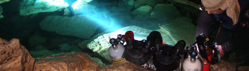 swiss-cave-diver